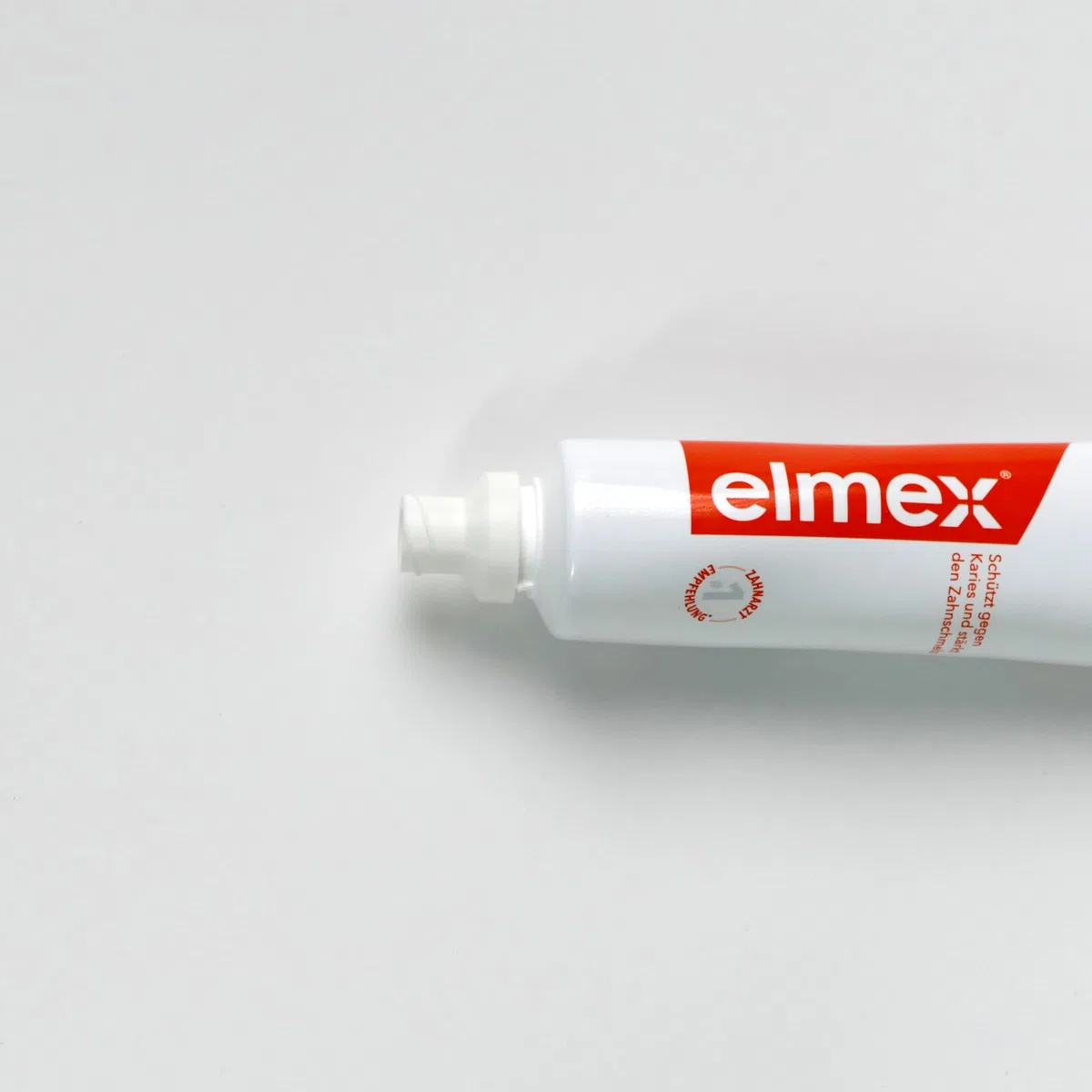 Adapter do dozownika pasty do zębów Elmex i Aronal (2 sztuki) | Nasadka do wszystkich powszechnie stosowanych dozowników pasty do zębów - pasuje do tubek pasty do zębów Elmex i Aronal, metoda druku 3D